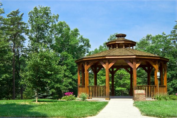 Milwaukee Outdoor Structure Service
