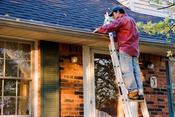 Milwaukee Gutter Covers Service
