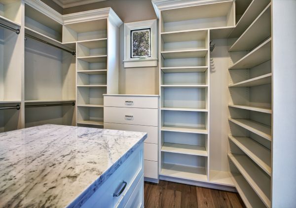 Milwaukee Closet and Shelving Service